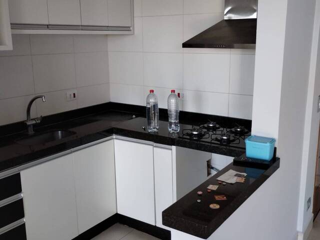 Apartamento para Venda em Maringá - 4